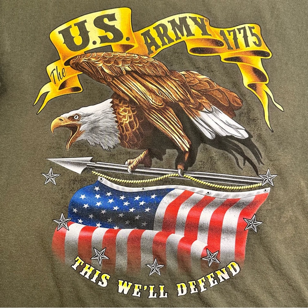 U.S. Army “This We’ll Defend” XL Green Military Tee Made in USA - Picture 5 of 13